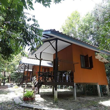 Mata Guesthouse Ko Kut Экстерьер фото