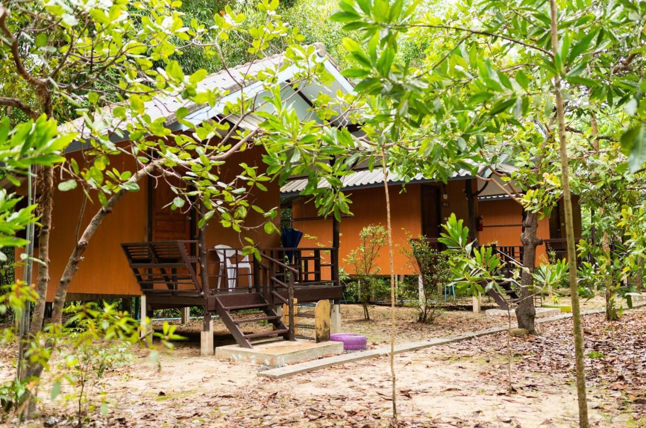 Mata Guesthouse Ko Kut Экстерьер фото